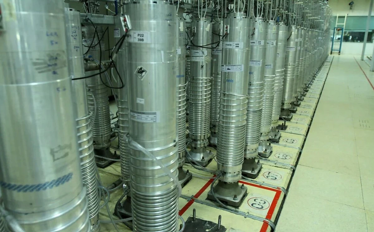 Iran says it will never give up right to enrich uranium