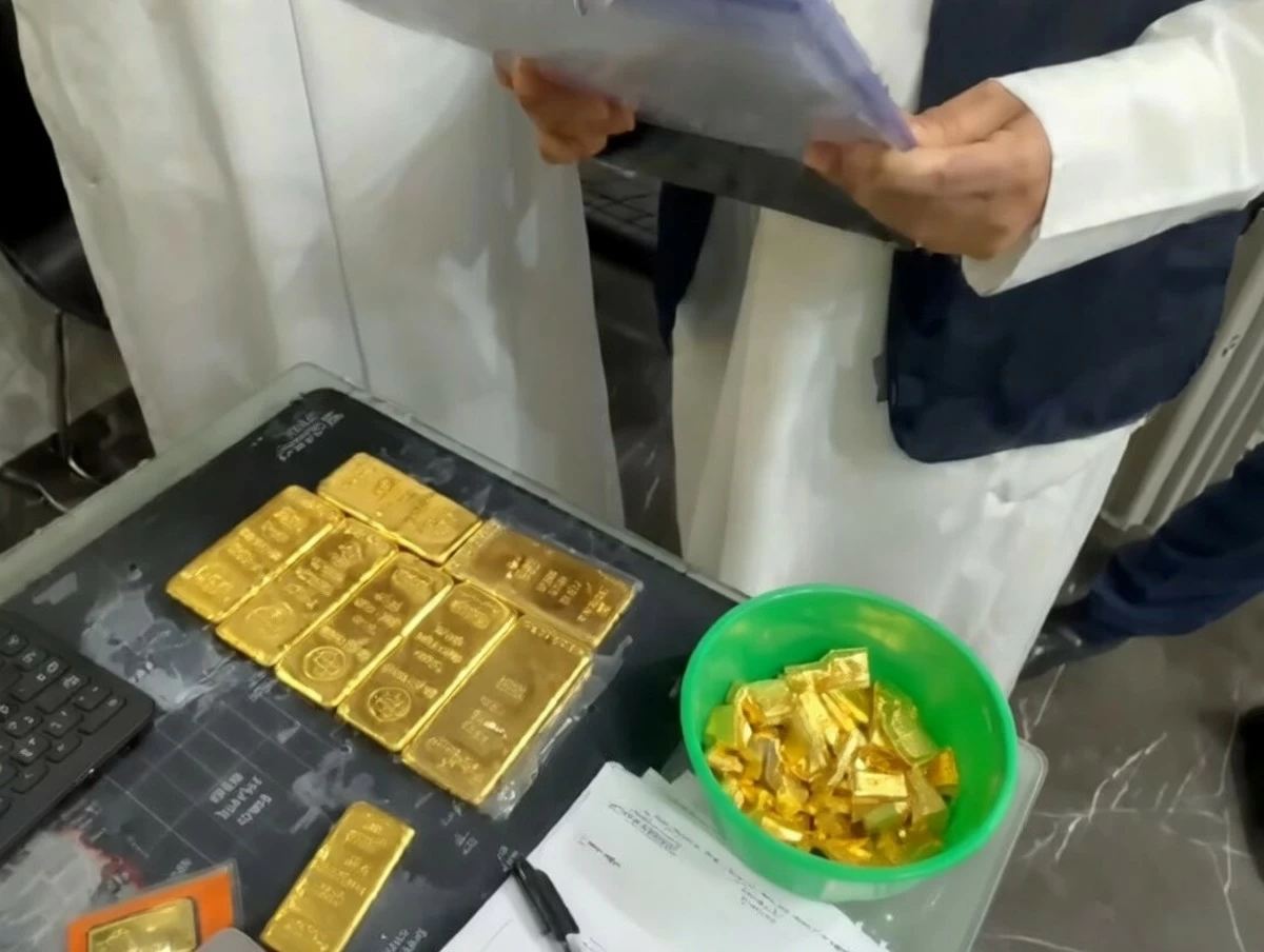 Kuwait fines 27 gold businesses