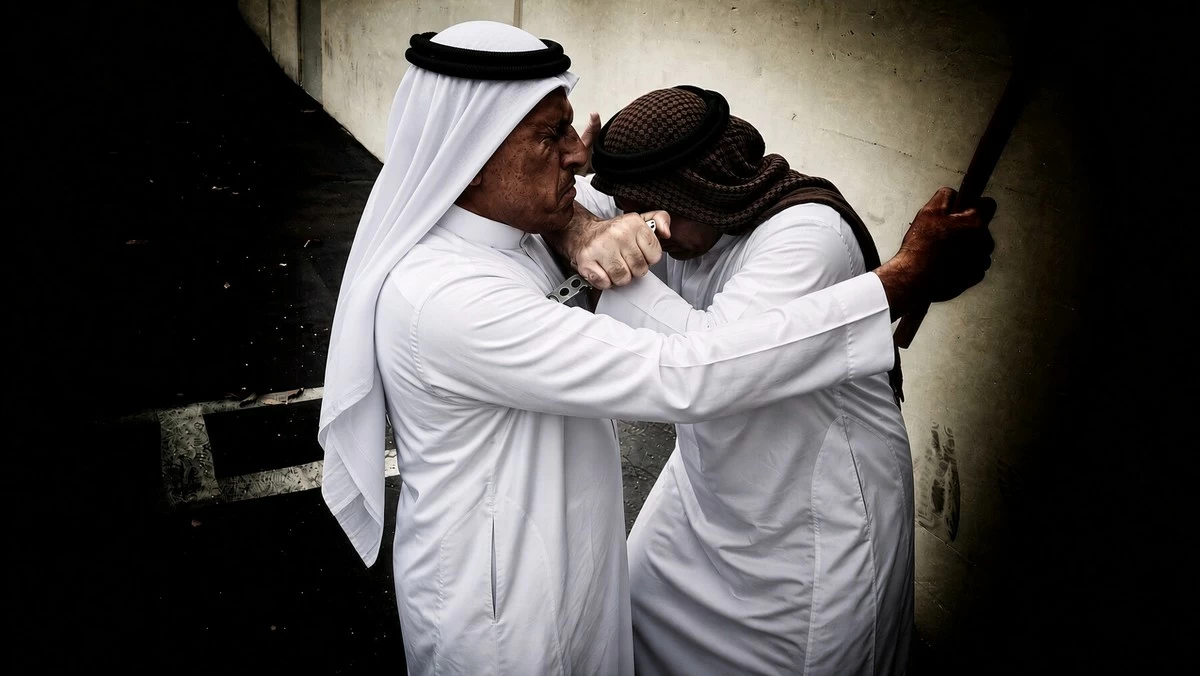 Dispute Turns Violent as Kuwaiti Citizen and Iraqi Expat Stab Each Other in Salmiya