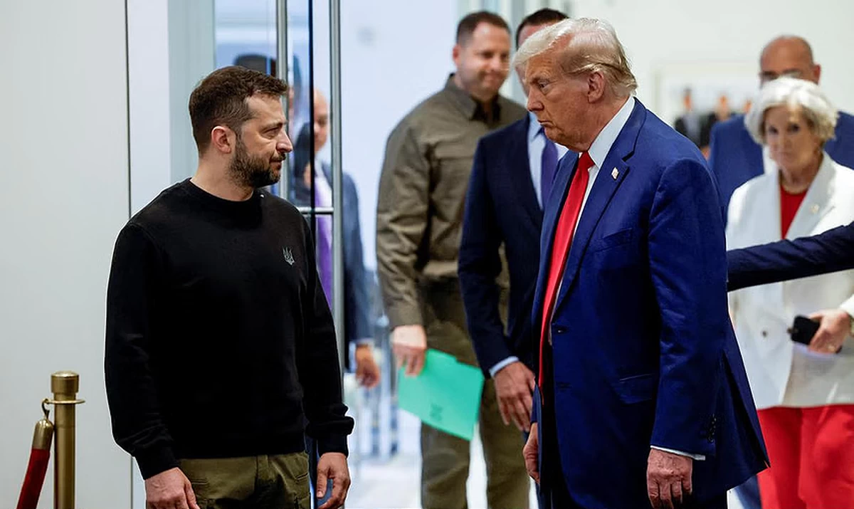 Trump Says Someone Else Should Negotiate for Ukraine, Criticizes Zelenskyy