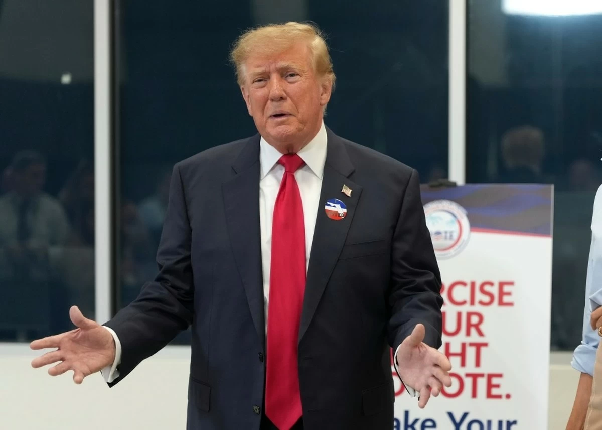Trump casts his midterm ballot early in Florida