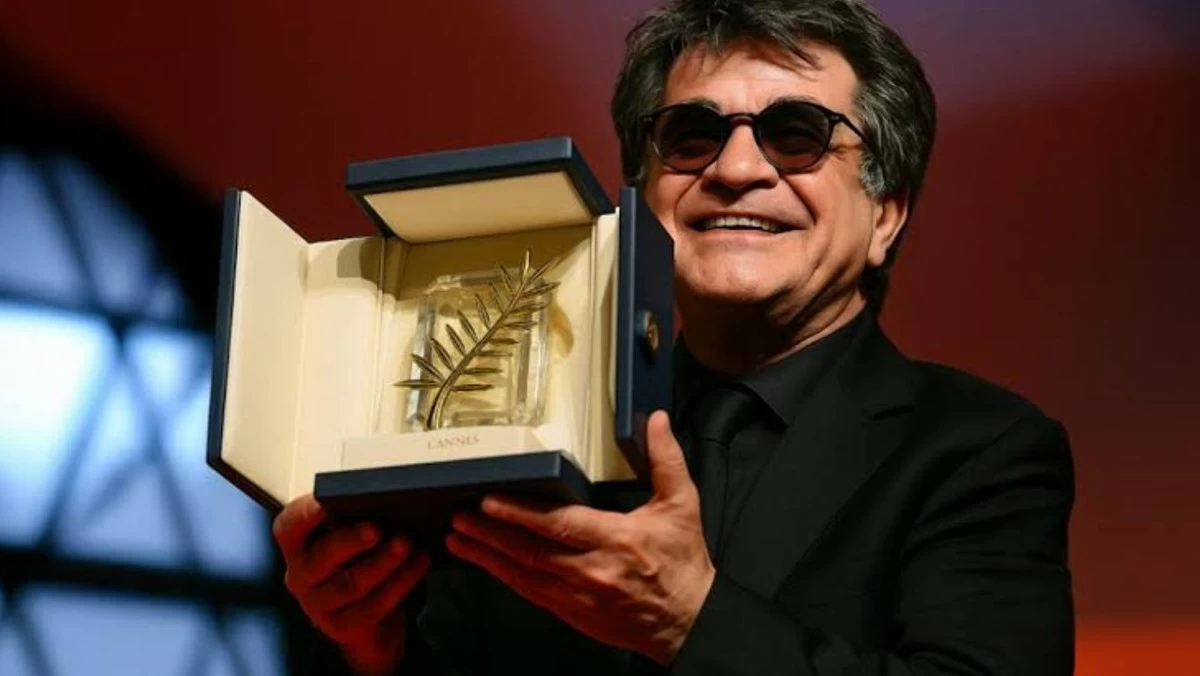 Iranian Regime Sentences Filmmaker Jafar Panahi to Five Years in Prison, Orders Asset Confiscation