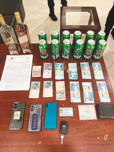 Alcohol and beer cans seized from two drunkards