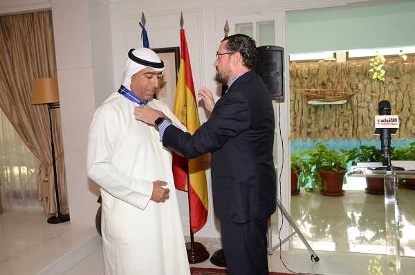 Spanish Ambassador honors Razouki