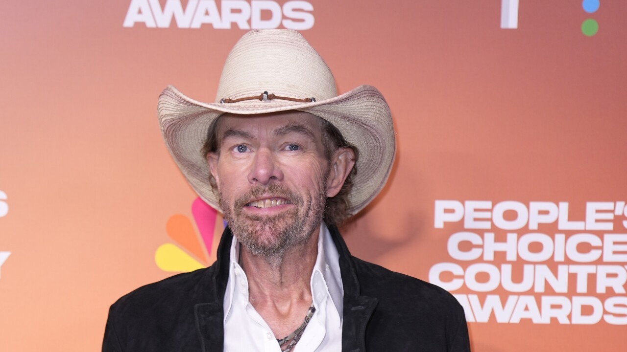 Toby Keith Gives An Update On His Cancer Battle - ARAB TIMES - KUWAIT NEWS