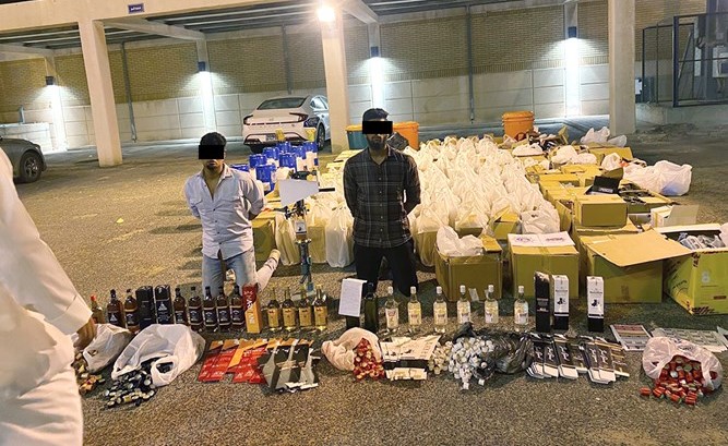 Two Expats Arrested with 1,500 Liquor Bottles in Kuwait
