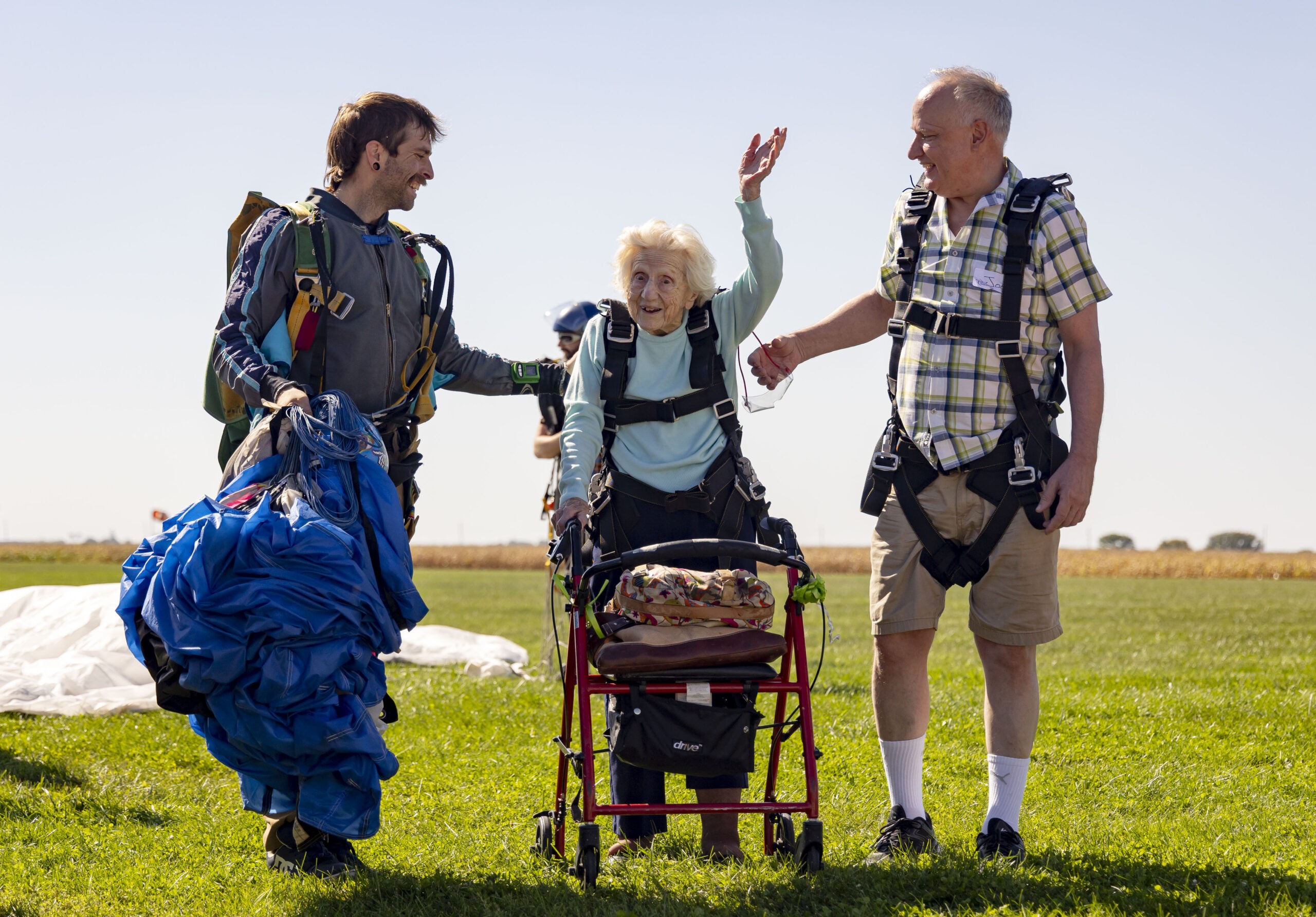 Record-Breaking Skydive: 104-Year-Old Soars To New Heights - ARAB TIMES ...