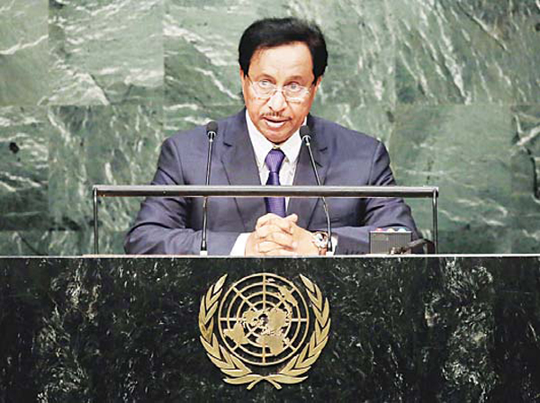 His Highness the Prime Minister of Kuwait Sheikh Jaber Mubarak Al-Hamad Al-Sabah addresses the 70th session of the United Nations General Assembly, at the UN headquarters on Sept 29. (AP)