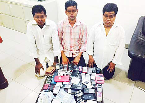 The 3 Asians with the stolen mobile phones
