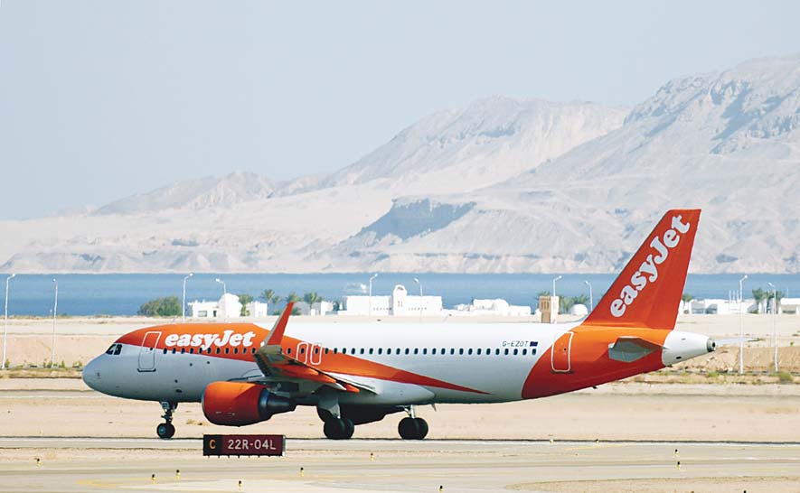 An easyJet plane with about 165 British passengers on board takes off from the airport in Egypt’s Red Sea resort of Sharm el-Sheikh on Nov 6, in the first flight to repatriate British tourists stranded. Britain had suspended all flights to and from the resort over concerns a crashed Russian plane which flew out of Sharm may have been brought down by a bomb, but British flights were allowed to resume on Nov 6 with special security measures. (AFP)