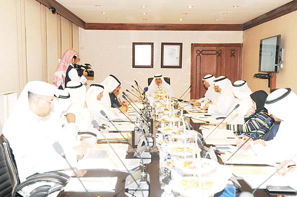 Minister of Information and State Minister for Youth Affairs Sheikh Salman Sabah Al-Salem Al-Hamoud Al-Sabah presided over the first meeting of the Supreme Tourism Council which was held in his office.