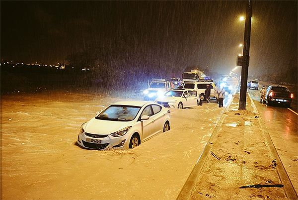 Rain In Kuwait Expedite completion of rain crisis report, says minister | arabtimes