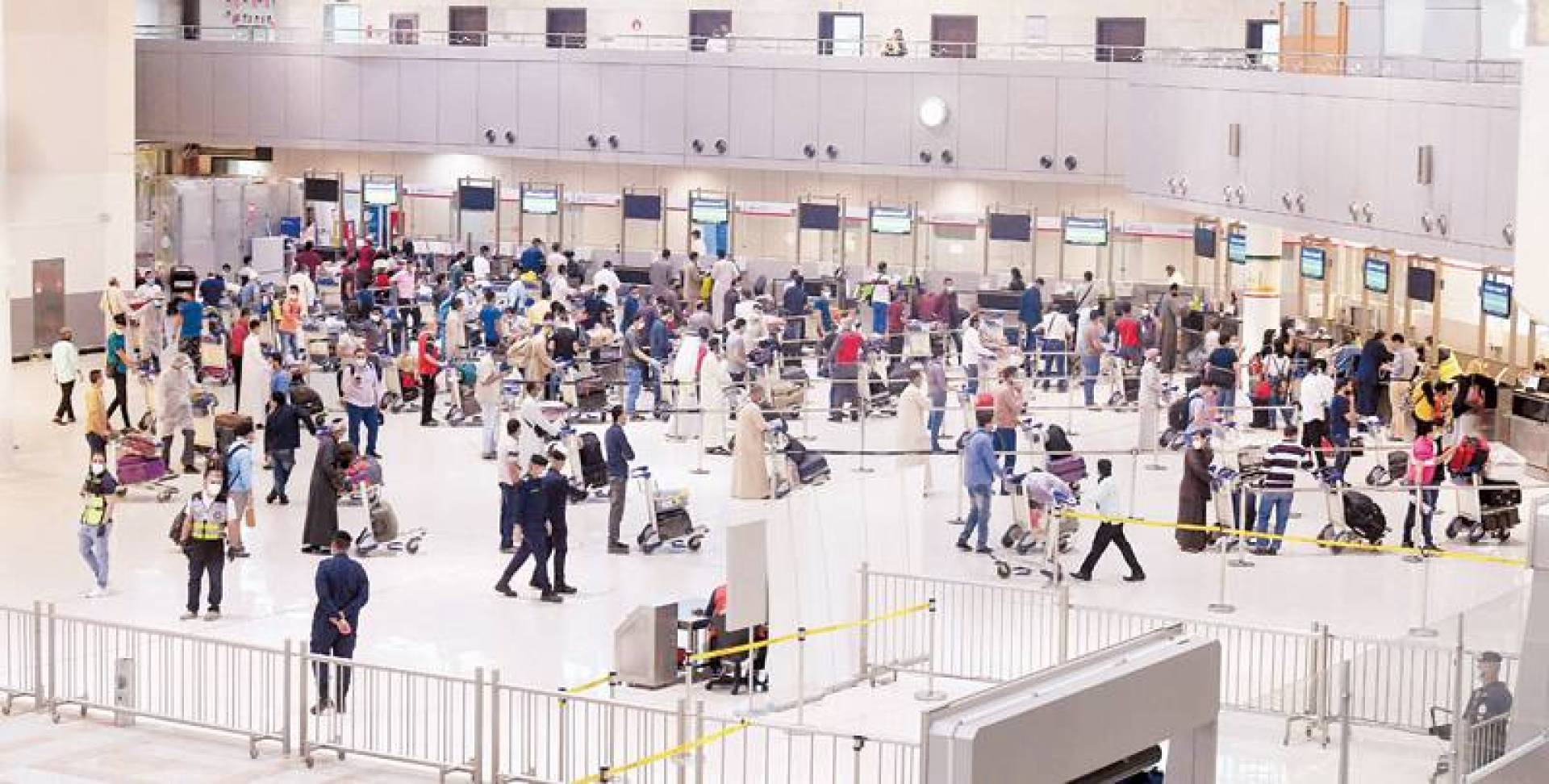 197,000 passengers departed and 135,000 arrived in Kuwait in 80 days