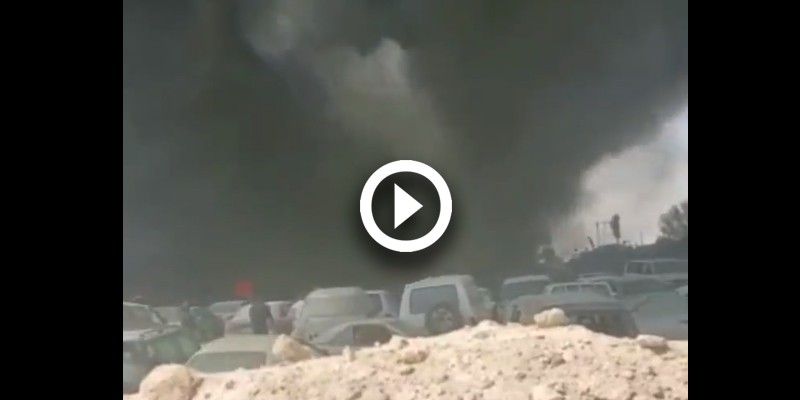 Kuwait firefighters quench auto scrapyard fire | arabtimes