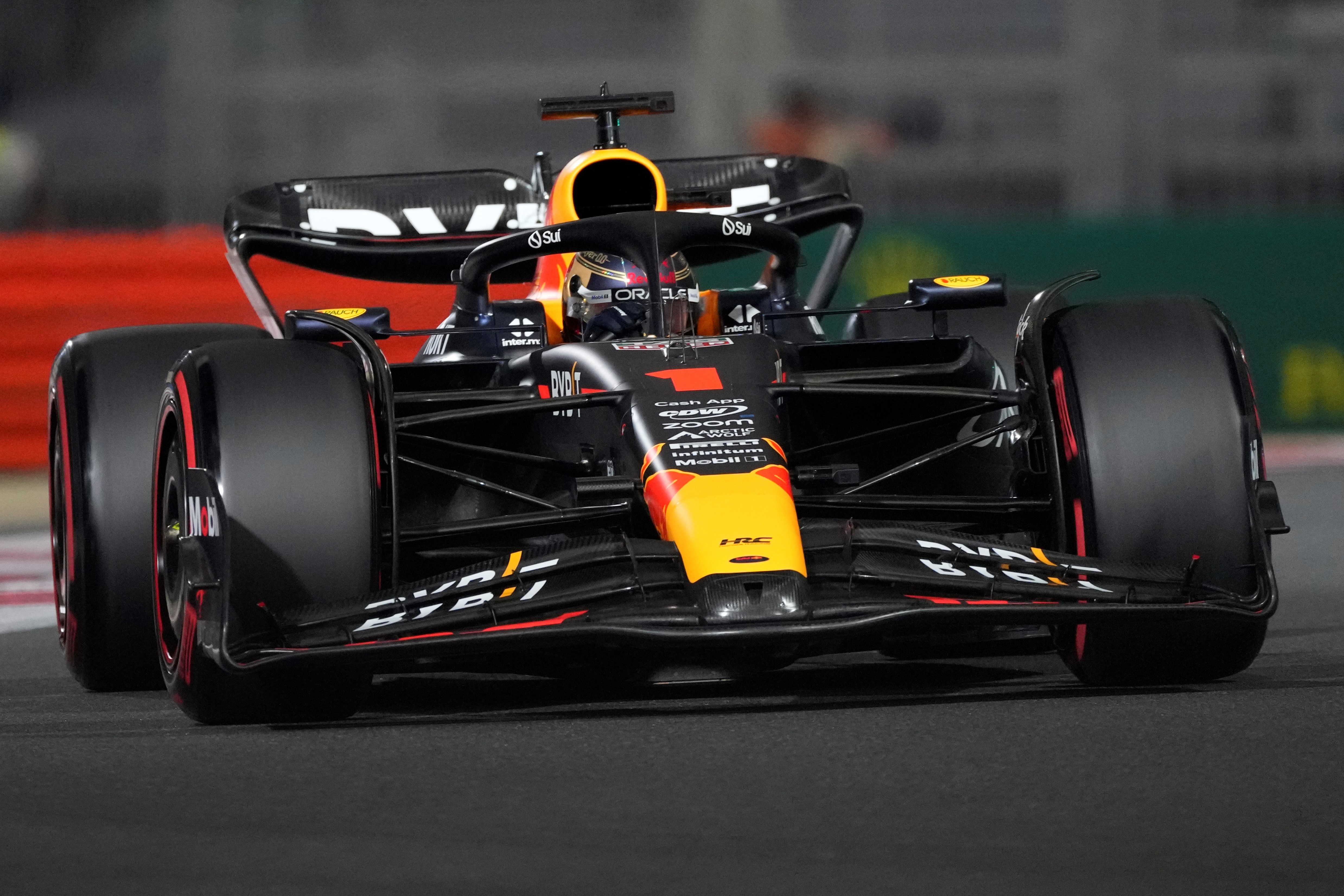 Verstappen takes pole for season-ending Abu Dhabi GP