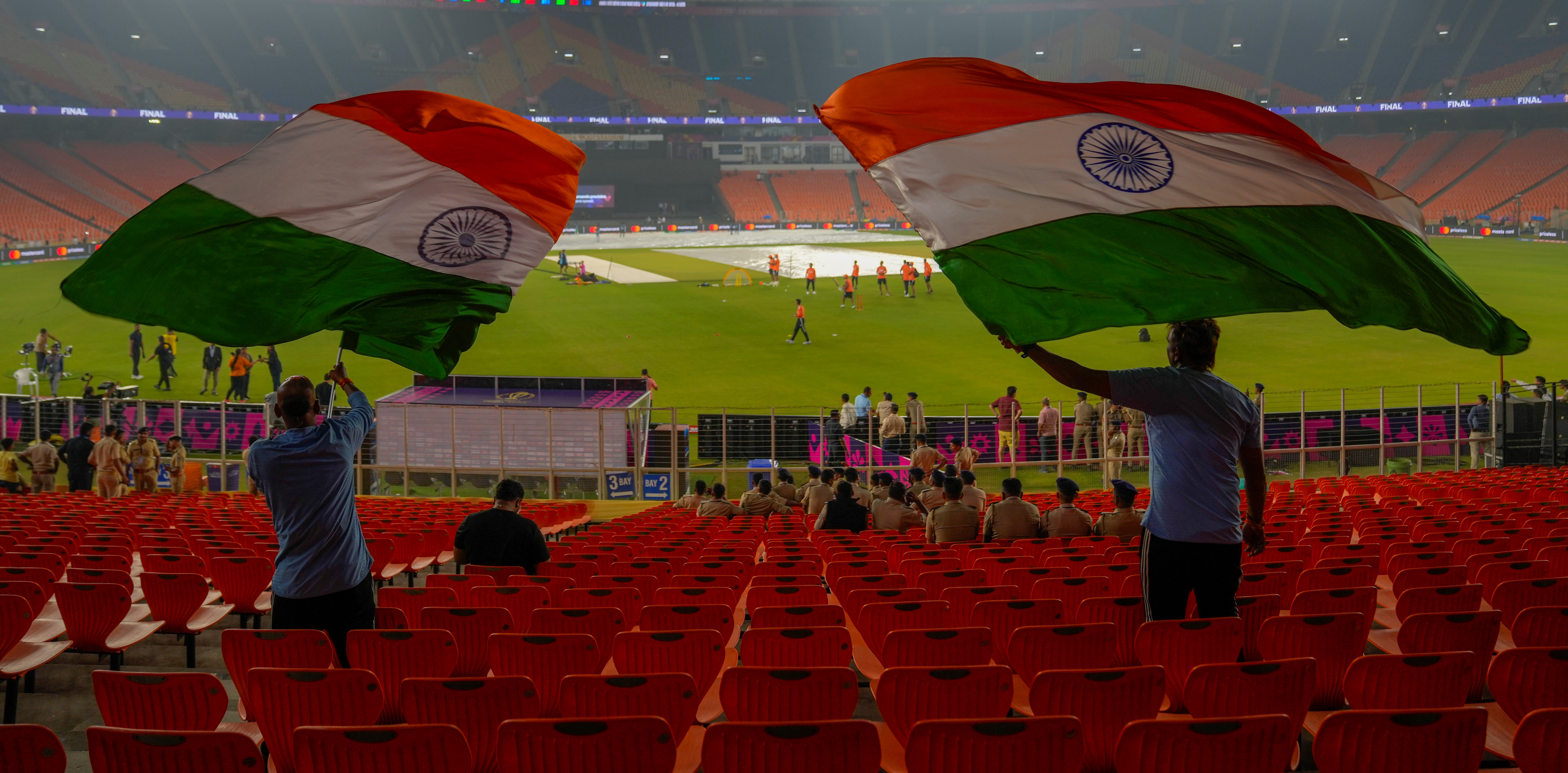 Cricket-mad India readies for World Cup final against Australia in 132,000-seat venue