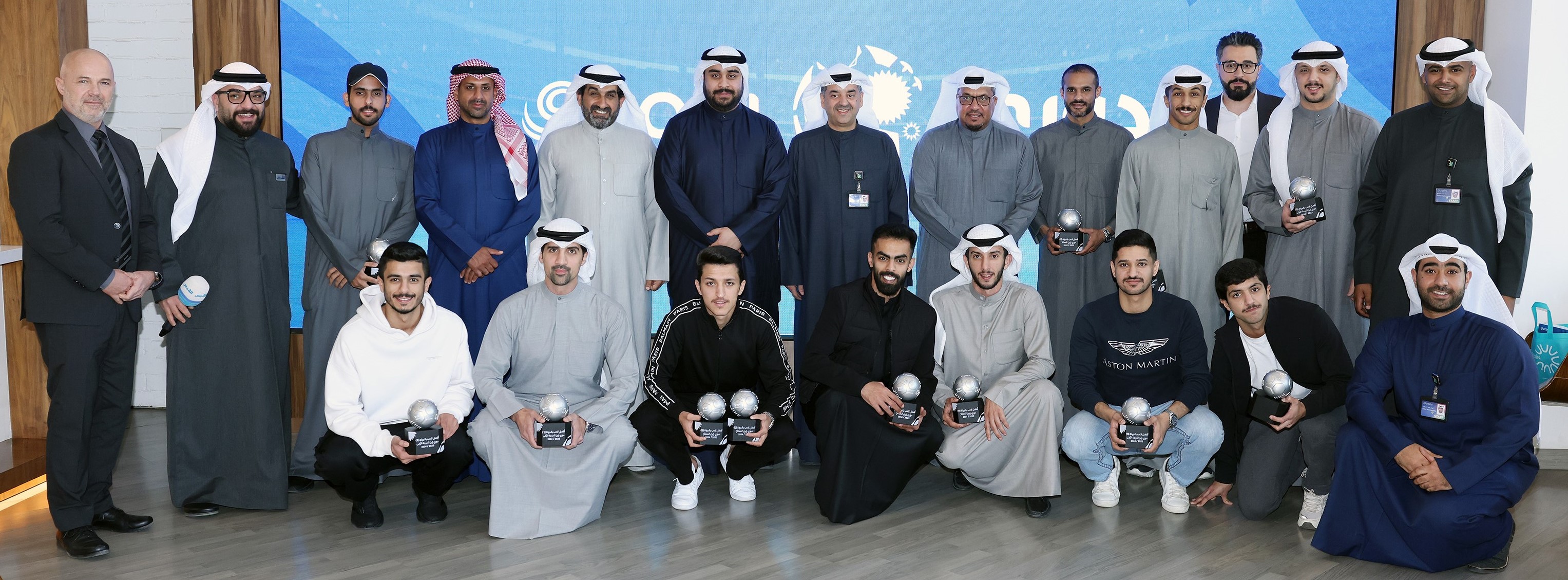 Zain recognizes top-performing players