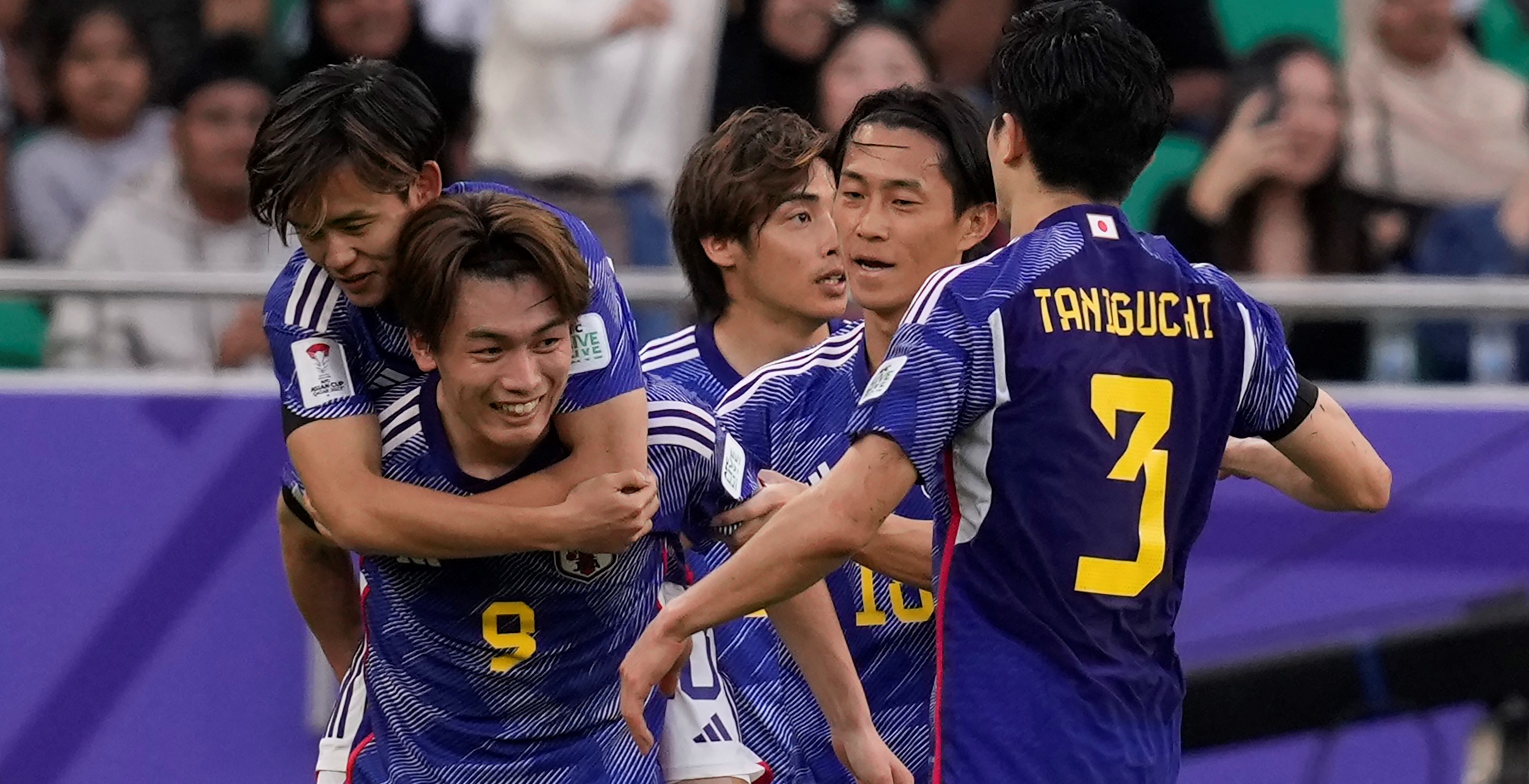 Minamino double helps Japan to comeback win against Vietnam in Asian Cup