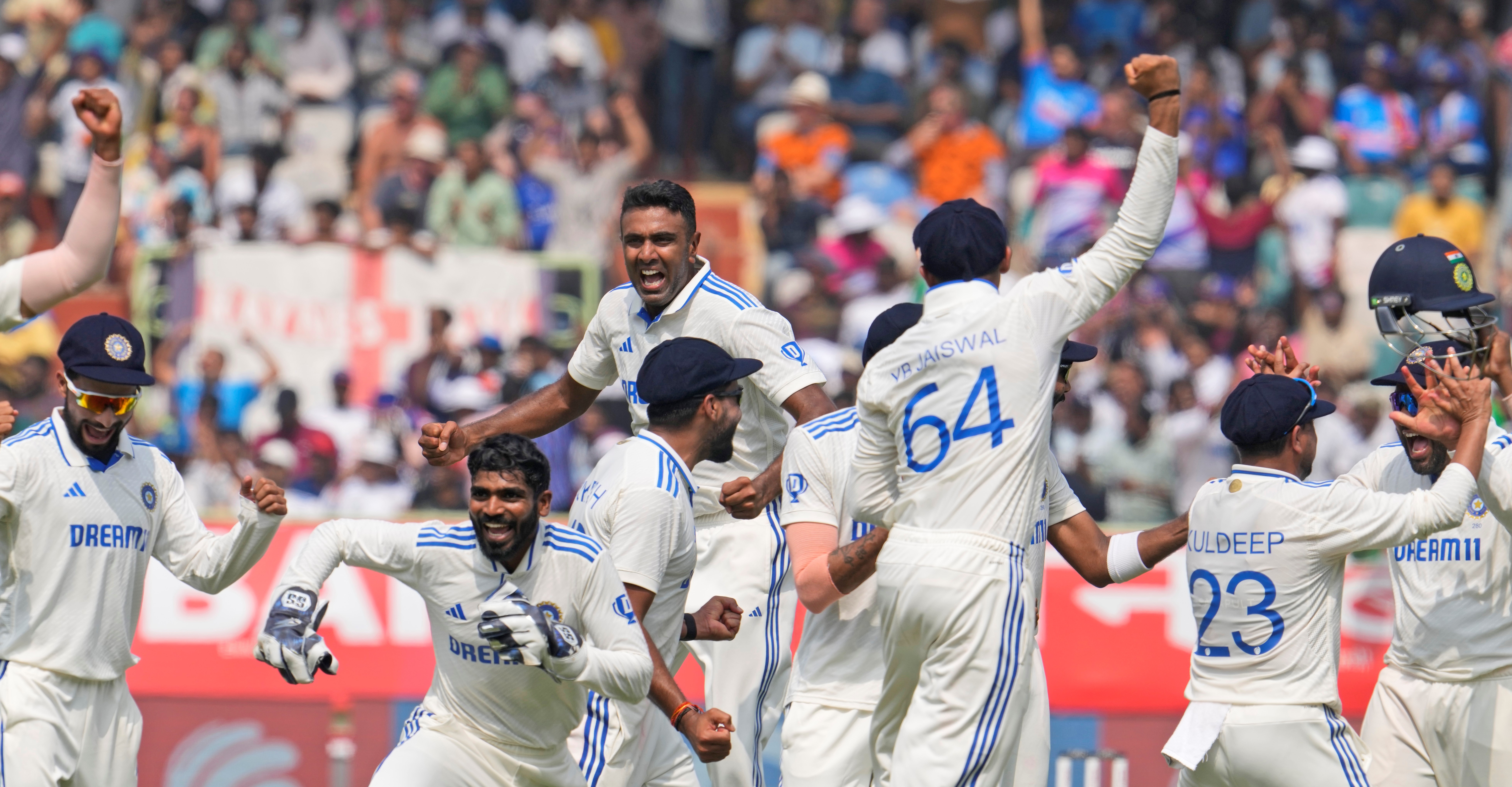 India wins second Test by 106 runs over England to level 5-test series at 1-1