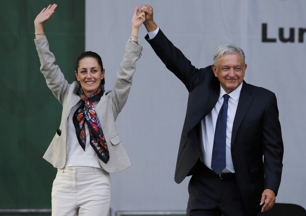 Mexico's candidate slips, says outgoing leader led by 'personal ambition'